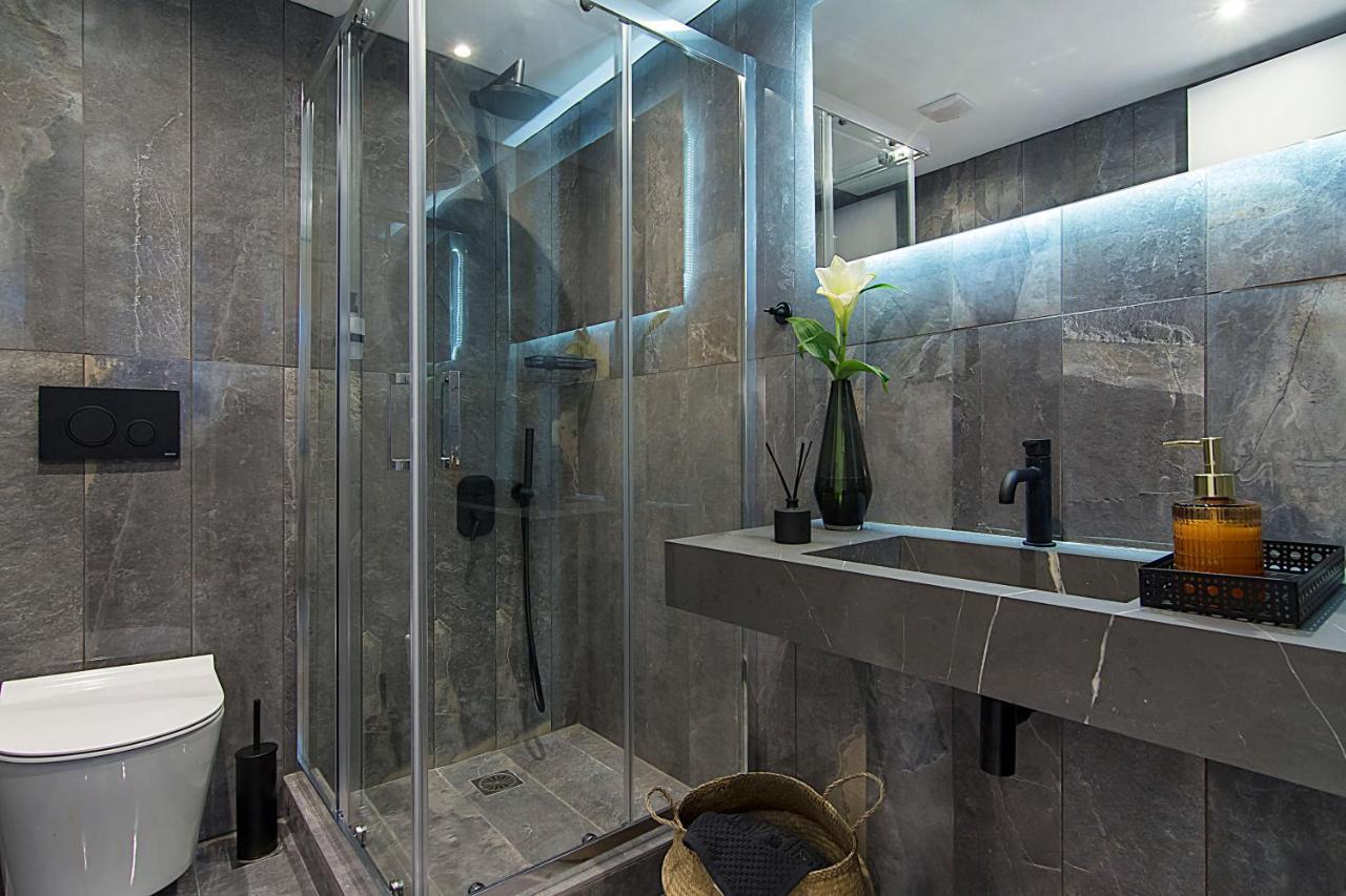 Athens Imperial Suites - Luxury Living Atenas Exterior foto