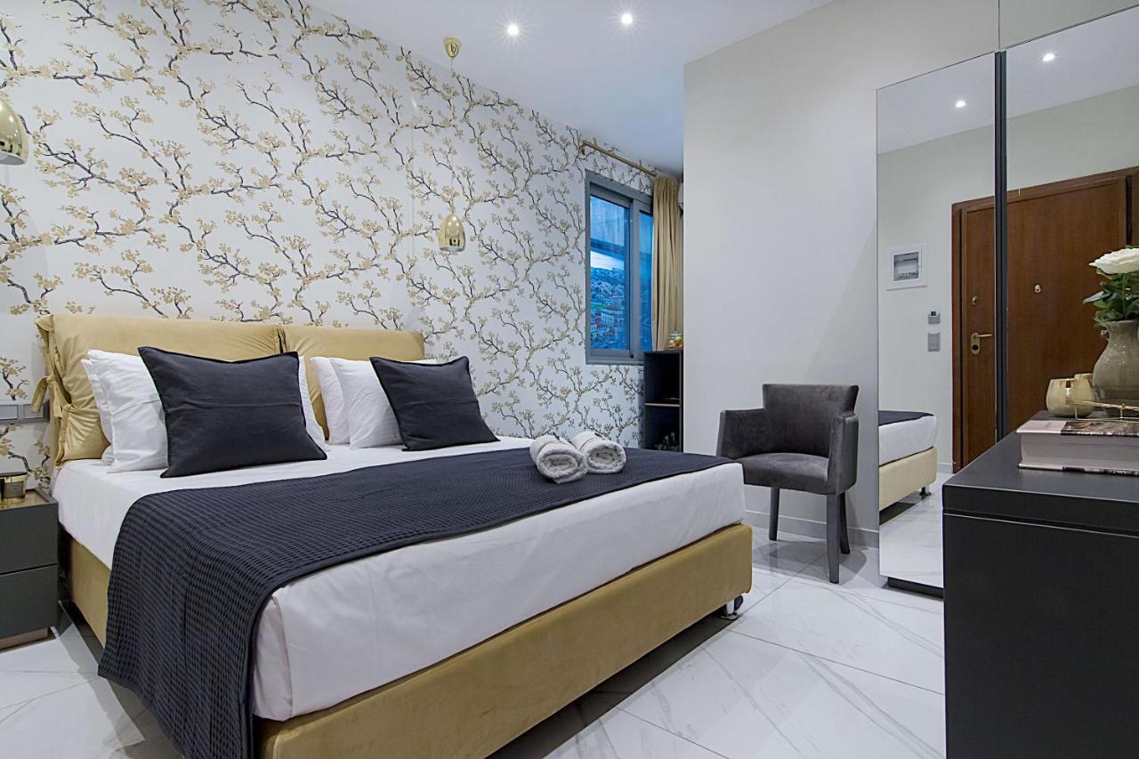 Athens Imperial Suites - Luxury Living Atenas Exterior foto